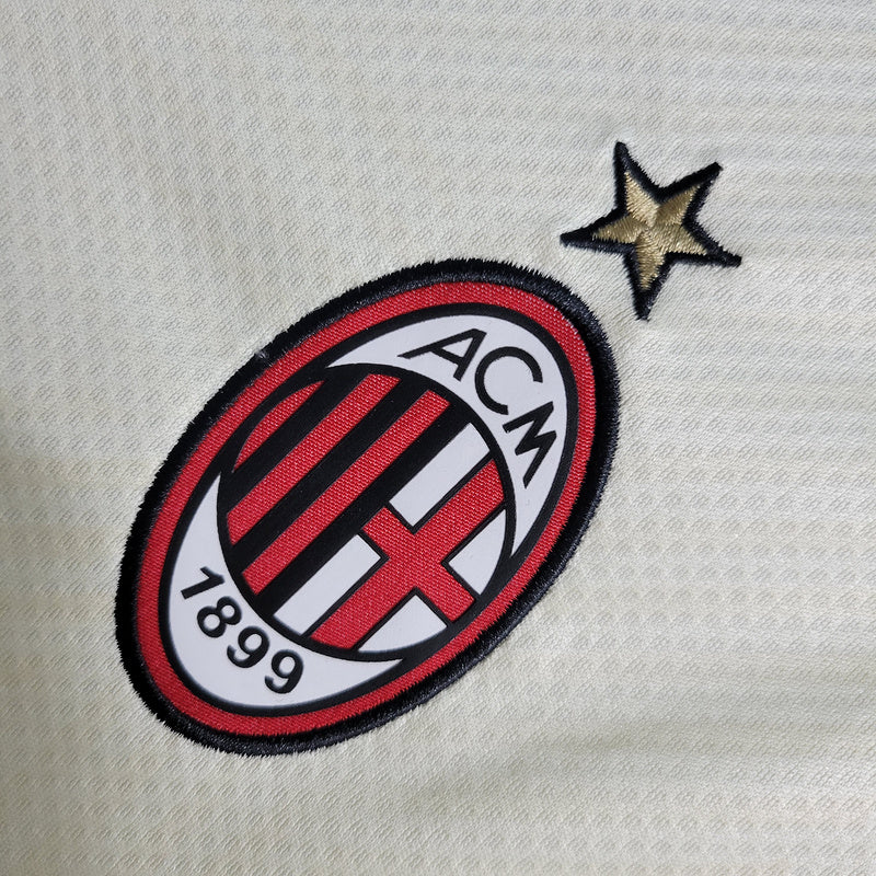 Milan 21-22 away 