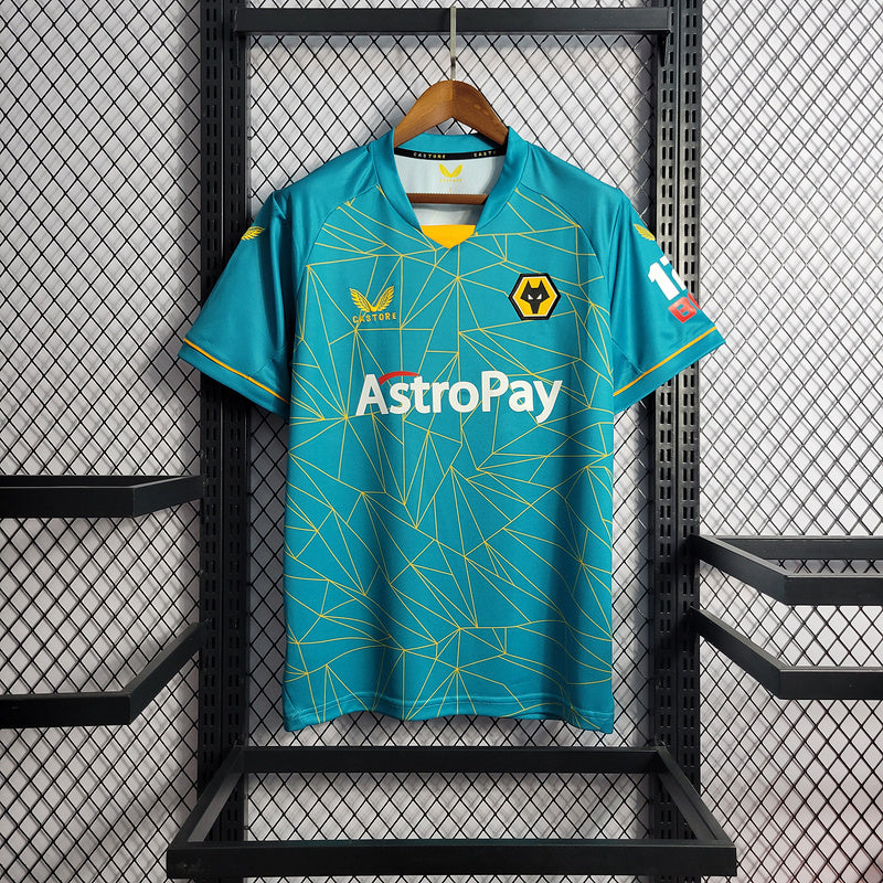 Wolves 22-23 away