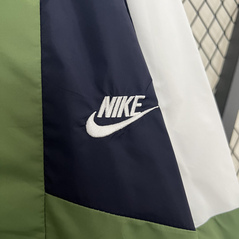 Nike - Green 